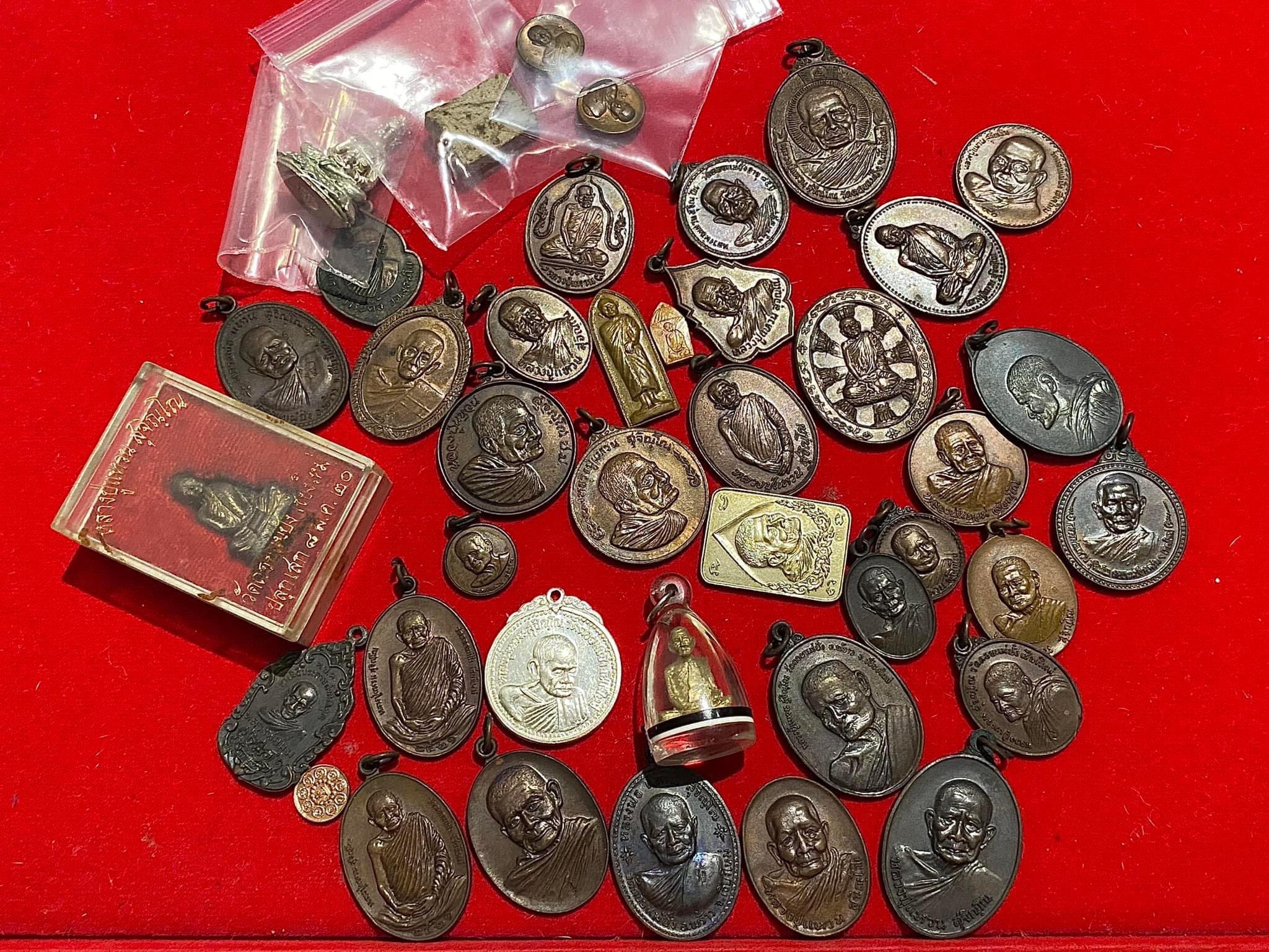 พระเครื่องและของสะสม